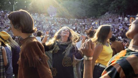 At least 36,000 people attended the two-day “Fantasy Fair” in Mill Valley, one of the first in a series of music events during the Summer of Love. Photo by Elaine Mayes. (Credit: California Historical Society “On the Road to the Summer of Love Exhibition”)